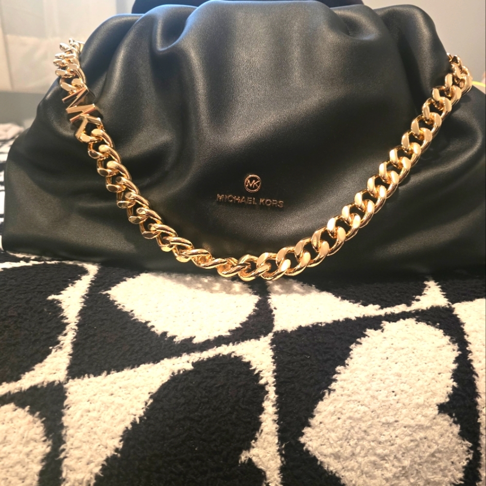 Michael Kors Clutch